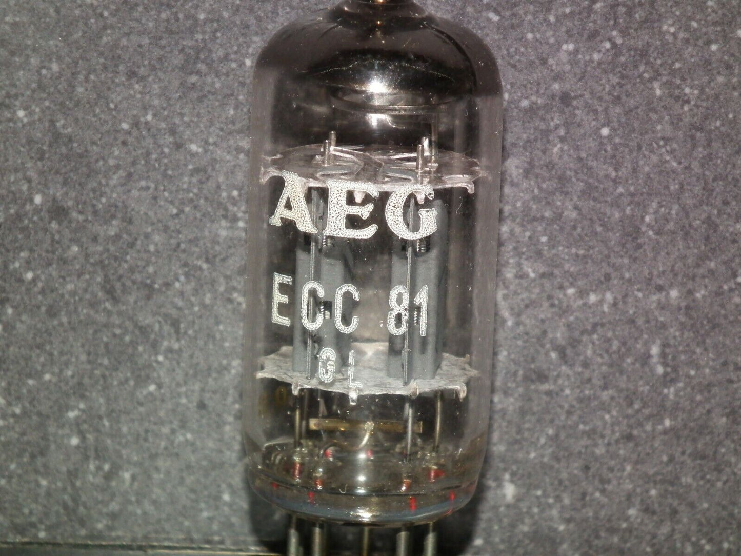 ECC81 12AT7 AEG Germany NOS NIB Telefunken smooth plates 17mm made by EI