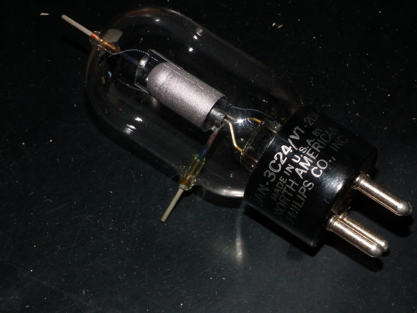 3C24 Norelco VT-204 NOS NIB in original box (1 pcs)