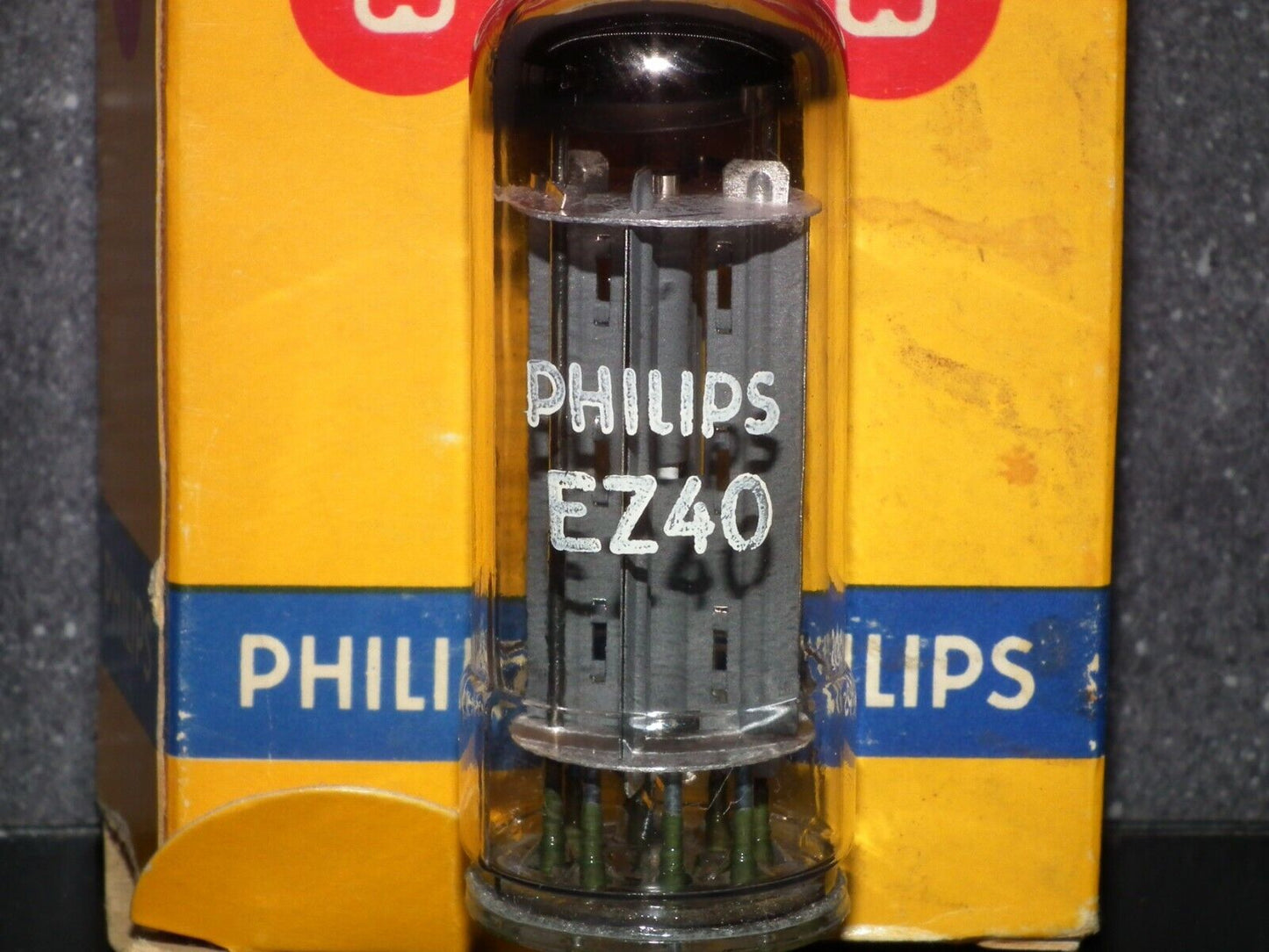 EZ40 Philips NOS NIB RARE made by Siemens & Halske Old type stem