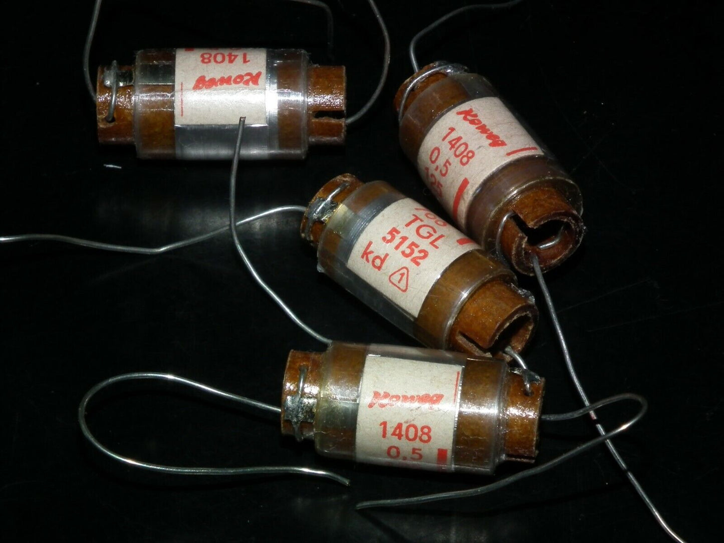 Four vintage polystyrene styroflex capacitors 1408pF 0.5% 125V Koweg West German