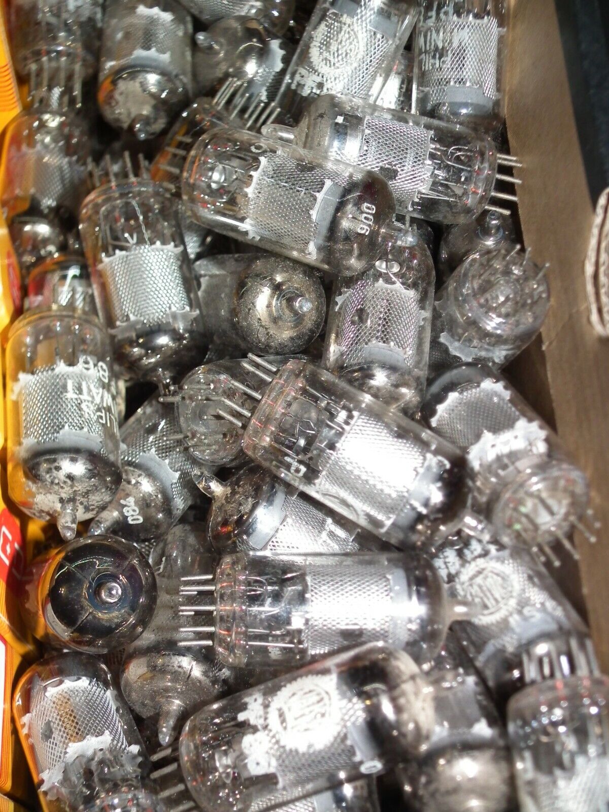 PF86 Philips Valvo  Used Tested (The same as EF86 EF806S, but different heater)